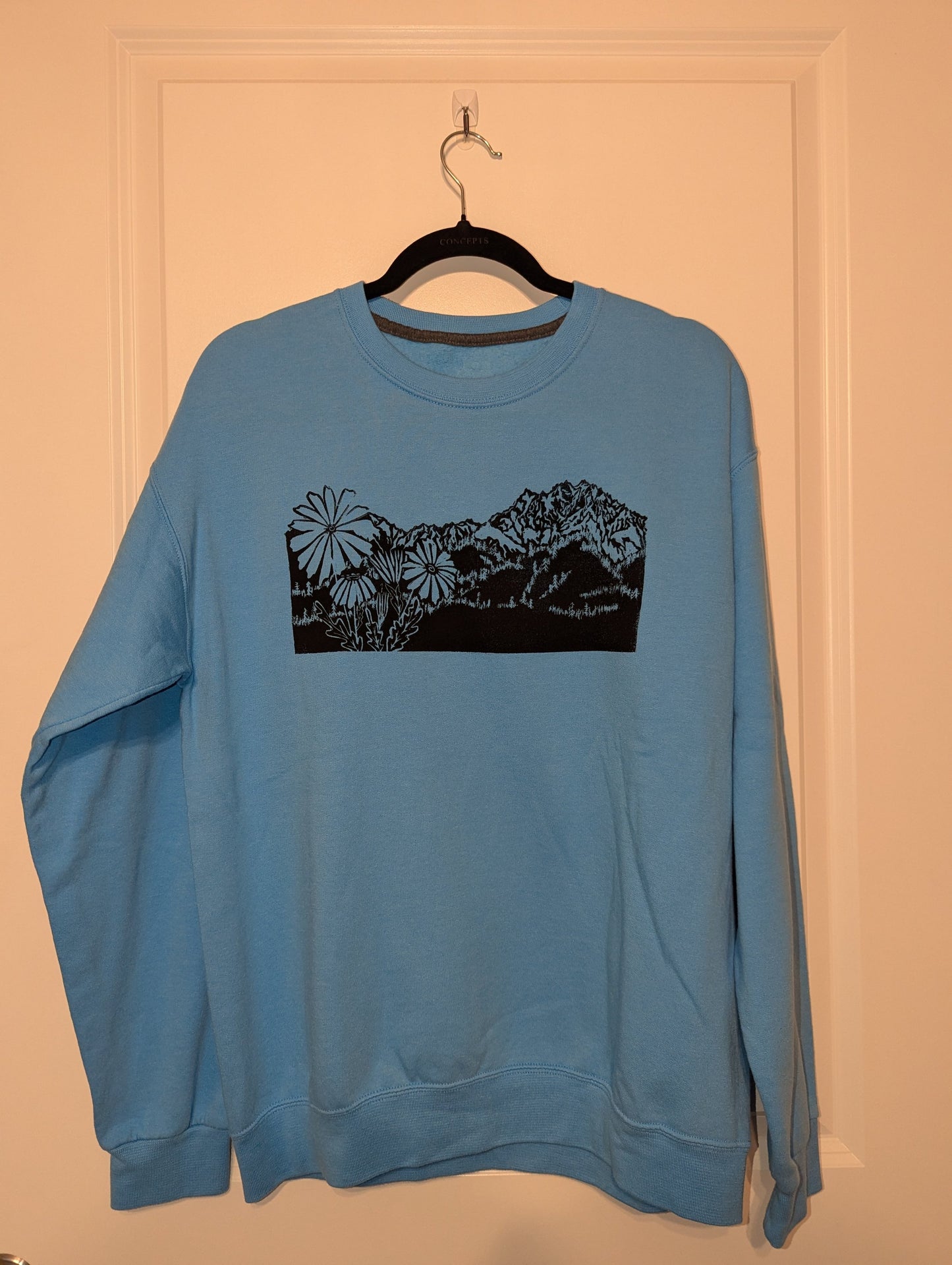 Lino Sweatshirt | Sleeping Giants (medium)